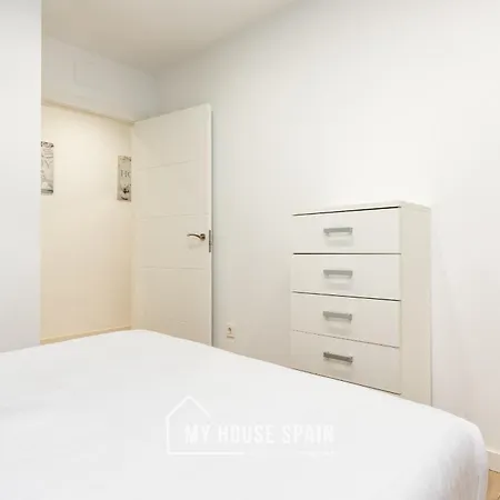Myhousespain - Piso En Centro A Pocos Minutos De Playas * Gijon